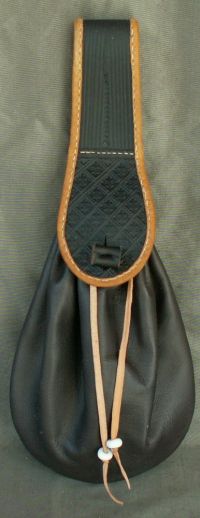 Ladies 17th century narrow belt purse with tooling and an internal coin purse