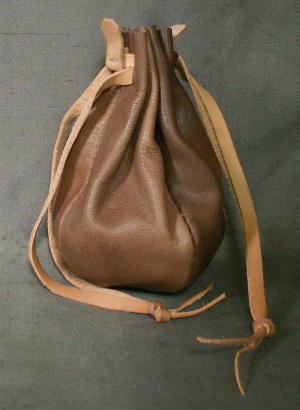 Round money purse