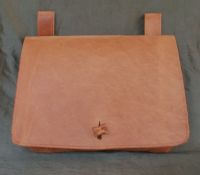 16th - 17th century medium belt wallet with a square front