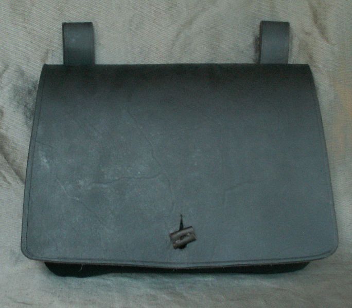 16th - 17th century medium  belt wallet with a square front