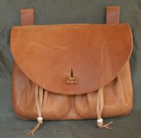 16th - 17th century medium belt wallet with a round front and two pouchlets