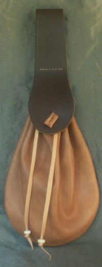 Ladies 17th century narrow belt purse