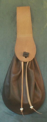 Ladies 17th century narrow belt purse