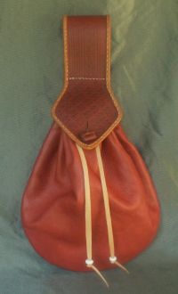 Ladies 17th century teardrop belt purse with tooling and internal coin purse