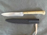 Scale tang knife