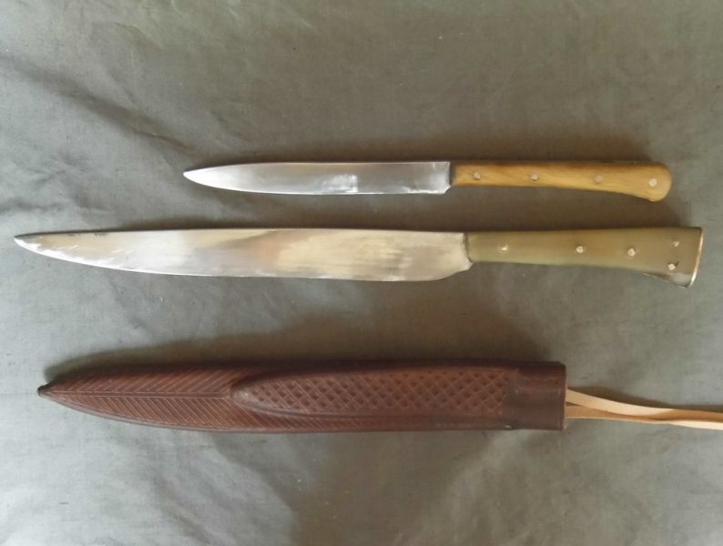Cased cooks knife set