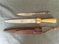 Cased cooks knife set