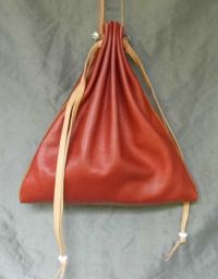Ladies 14th/15th century square drawstring purse with piped seams