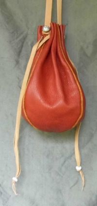 Ladies 14th/17th century round drawstring purse with piped seams