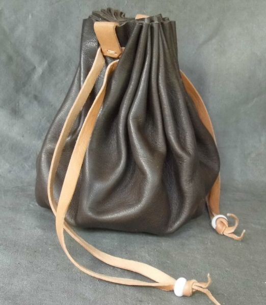 Gaming purse