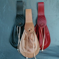 Narrow belt purse